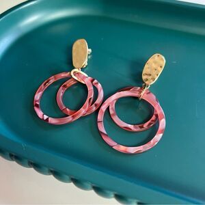 Vince Camuto Pink Tortoise Shell Acrylic Hammered Metal Double Hoop Earrings